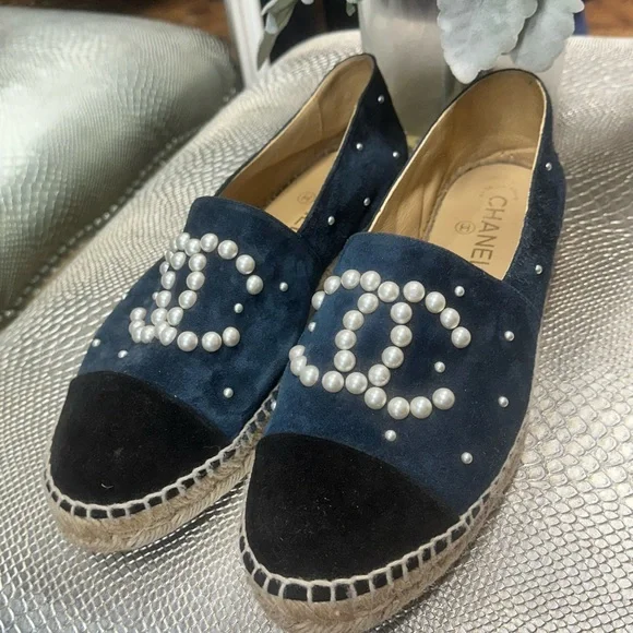 CHANEL Navy Pearl Espadrilles - Picture 2 of 5